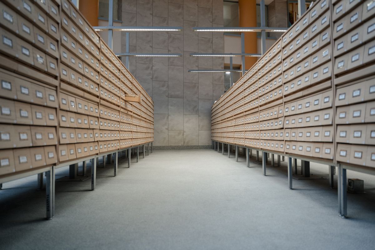 Planeros, maquetas y proyectos: vaciar un estudio de arquitectura en Sant Cugat